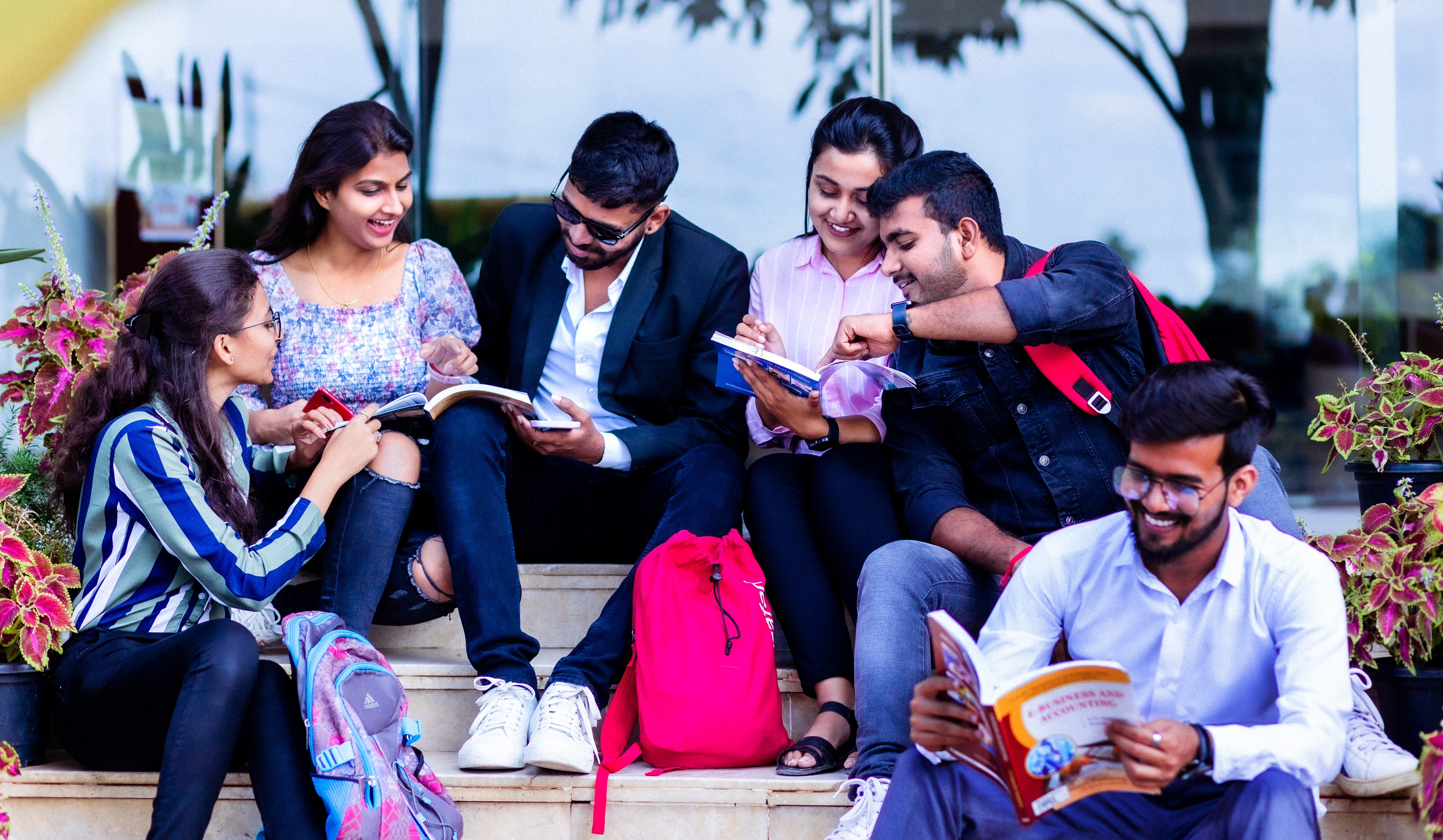 Choosing the right Management Program for your MBA Degree | Good mba colleges in bangalore