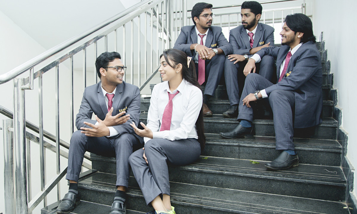 IMPORTANCE OF LEADERSHIP IN MANAGEMENT | MBA College under PGCET in Bangalore