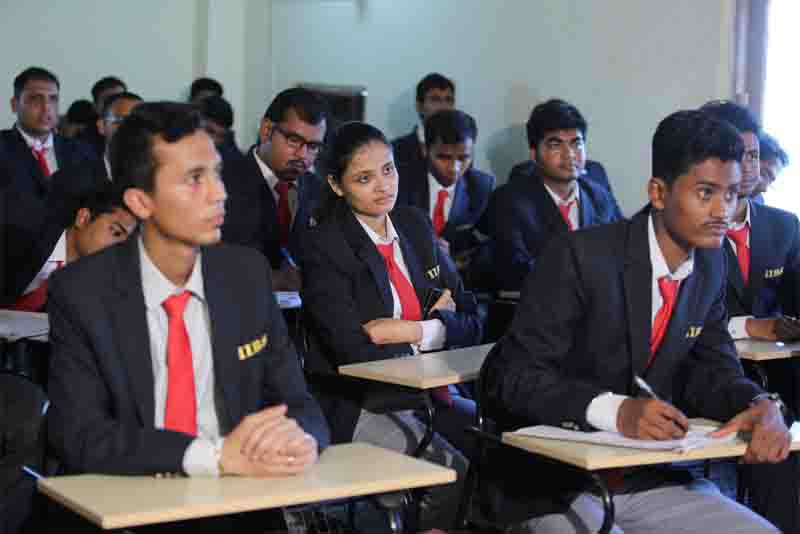 MBA or Engineering in Bangalore for a fast track career?